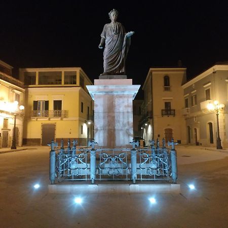 Bed And Breakfast In Piazza Orazio Venosa Exteriér fotografie