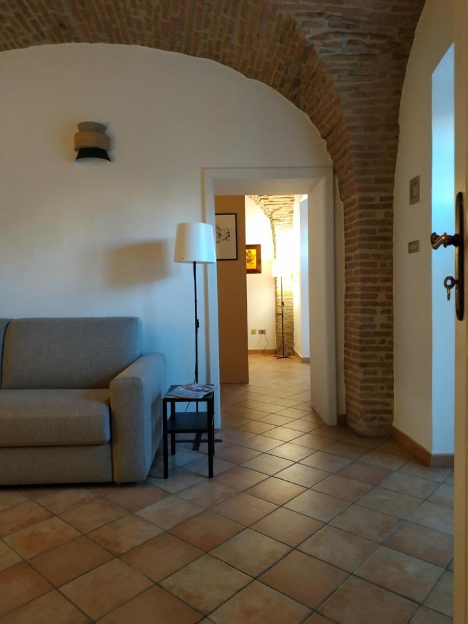 Bed And Breakfast In Piazza Orazio Venosa Exteriér fotografie
