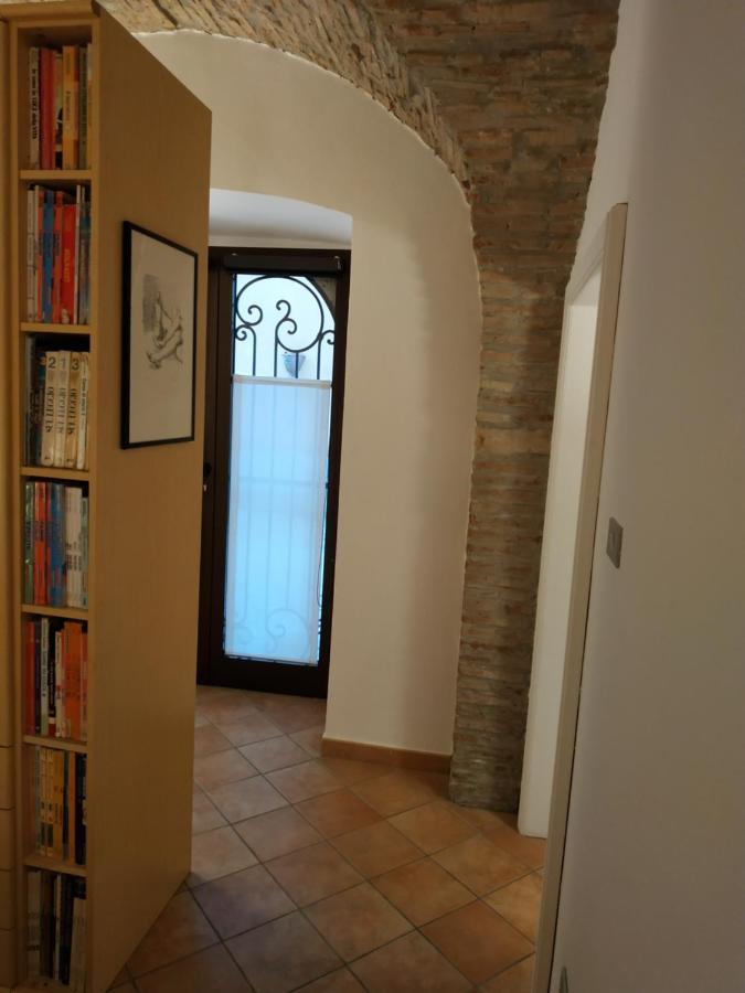 Bed And Breakfast In Piazza Orazio Venosa Exteriér fotografie