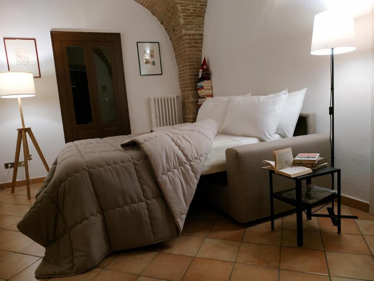 Bed And Breakfast In Piazza Orazio Venosa Exteriér fotografie